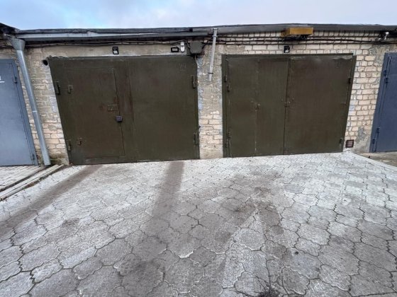 Гараж в Гск 1,первый ряд