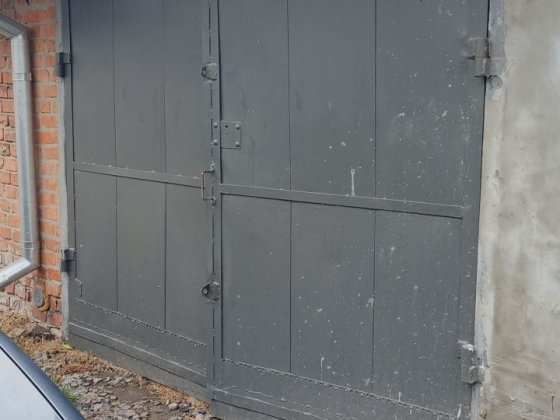 Продаю гараж військове містечко Лубни