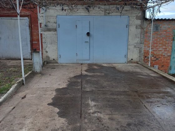 Люботин Продам гараж 38кв.м. с документами Люботин