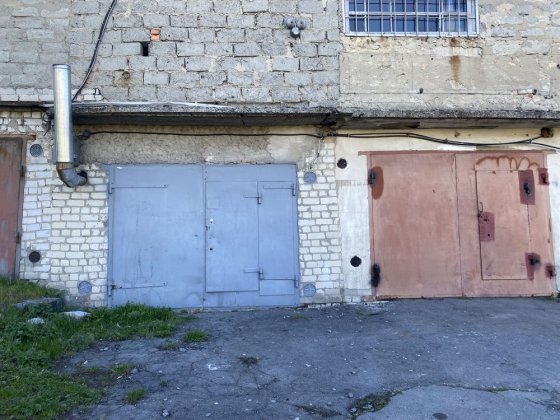 Продам гараж район зелені Звягель