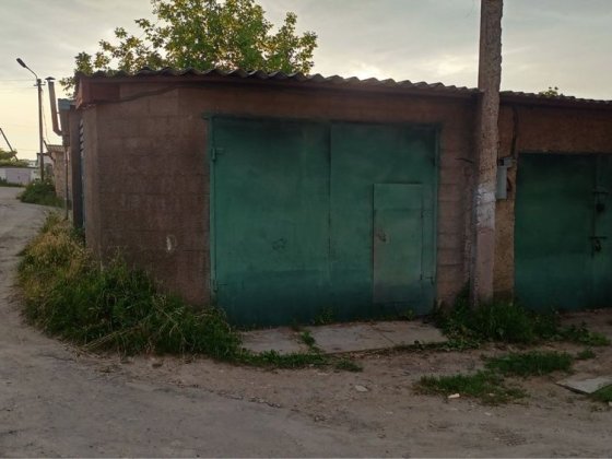 Продам гараж розміром 4*6м. Кооператив ,,Металіст,, м.Старокостянтинів