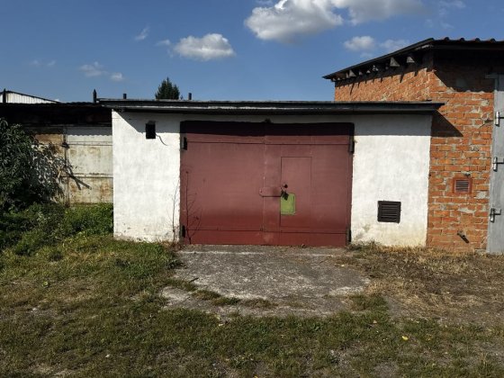 Гараж збільшений Шептицький