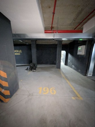 Продам паркомісце в ЖК Липки - фото 1