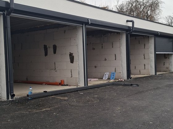 Продам гараж район Синергії