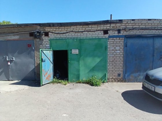 Гараж біля жк Атлант з підвалом та оглядовою ямою