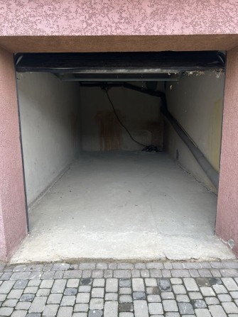 Гараж з комунікаціями (23м.кв). вул. Довженка. - фото 1