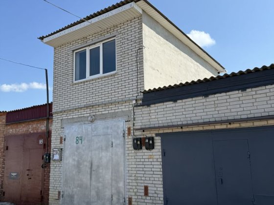 Гараж Героїв Крут Сумы