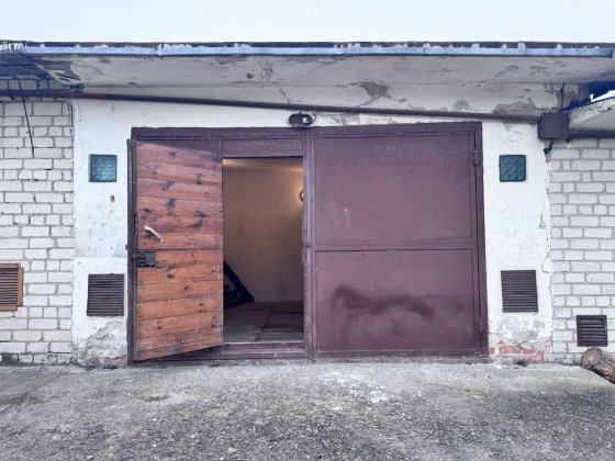 Гараж продаж р-н Універсаму
