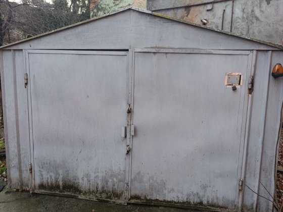 Продаю гараж металевий, УВАГА!!! Без місця  влаштування! Черновцы