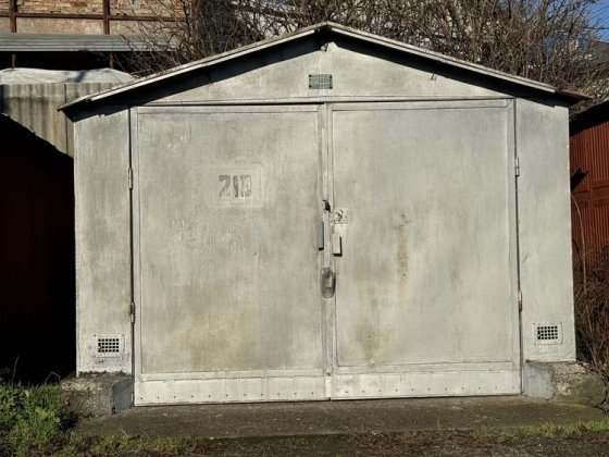 Гараж металічний р-н Роша