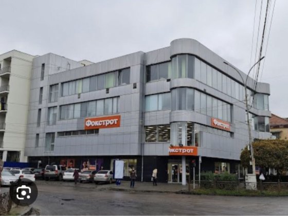 Продаж/Обмін  Є 6 шт. Підземний паркінг. Центр Фокстрот Ужгород