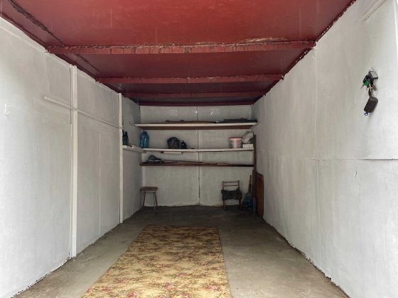 Продам гараж Позняки Сортувальна Урлівська Здолбунівська