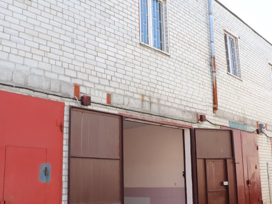 Гараж 76 кв.м. ГК Барвінок, вул. Новомостицька 25, Виноградарь