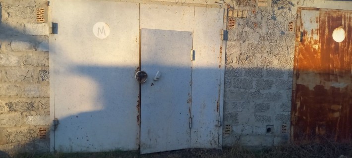 Сдаётся капитальный гараж с подвалом - фото 1