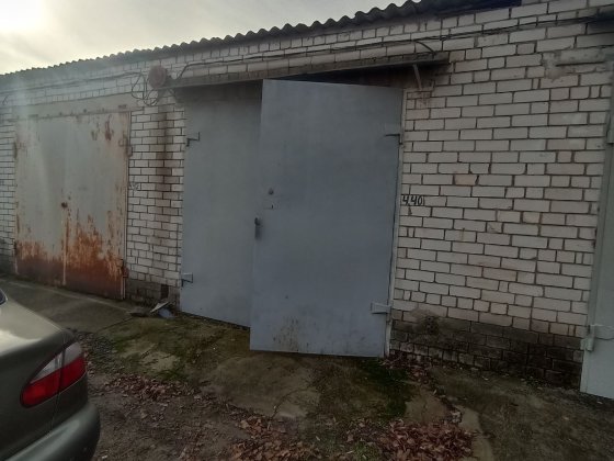 Продам капітальний  гараж, 21квартал, ГК ЧАЙКА