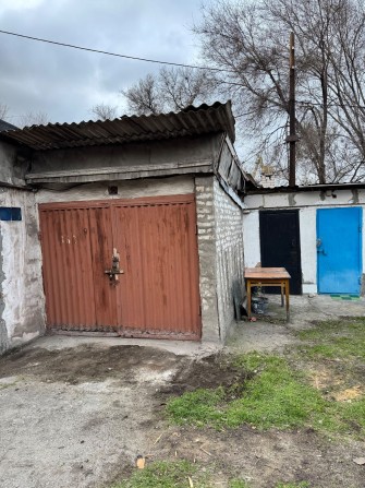 Продам гараж в ГК Портовик. Есть торг. - фото 1