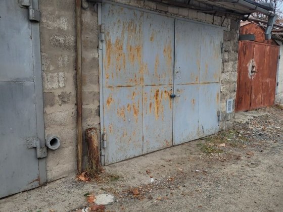 Продам капітальний гараж Днепр