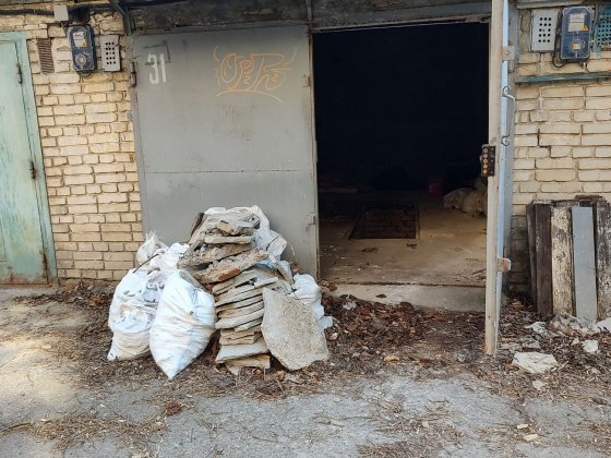 Продам гараж у Львові близько від центру