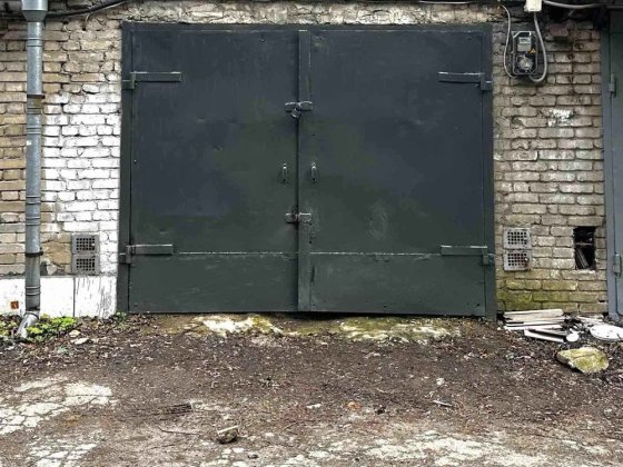 Гараж з ямою, вул. Природна 21 а, гаражний кооператив (Автолюбитель-5)