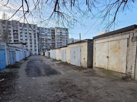 OS4 Продам сухой ж\б гараж ул.Морозова,34 Взлетающий Дракон Одесская