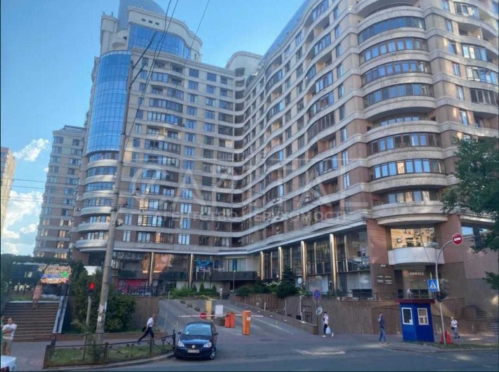 Продаж ПАРКИНГ Голосіївський Центр Жилянська ЖК Дипломат Холл ЖК АУРУМ - фото 1