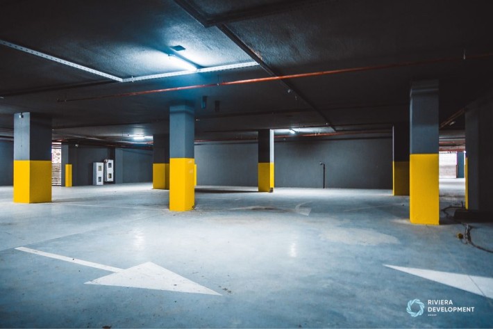 Продам удобный паркинг в ЖК Башня Чкалов Chkalov на 1 этаже - фото 1