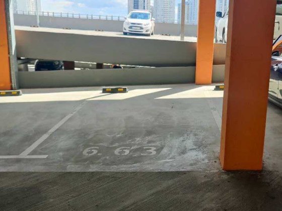 продаж паркомісця в паркінгу ЖК Севен (Seven) без %