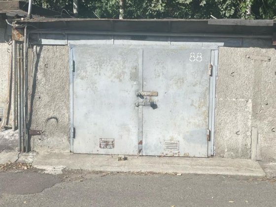 Продам гараж саломенский район Київ