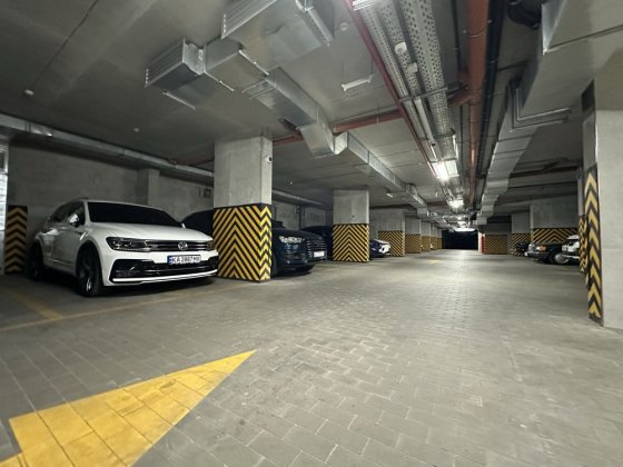Підземній паркінг,паркомісце-ЖК Петрівські Липки!РОЗТЕРМІНУВАННЯ 8000$