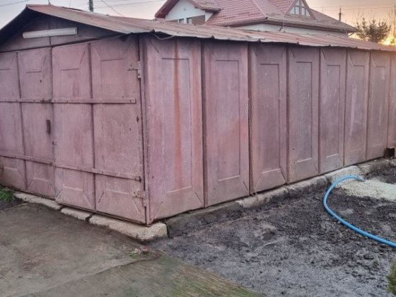 Розбірний, металевий гараж
Максимальна довжина 8,80 м.
за потре Солонка