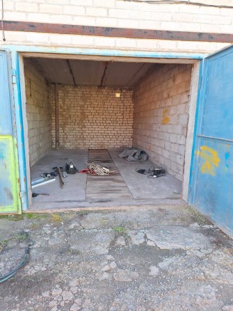 Сдам гараж Кривой Рог Терновский р-н ГК Гвардия, ост Сурикова. 900 грн/мес - фото 1