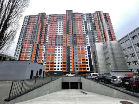 Продаж 3-к квартири вул. Володимира Сосюри 6б Киев