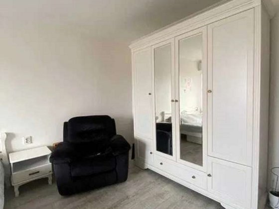 Продаж 1-кімнатної квартири по вул.Кіпріанова, 4 Киев