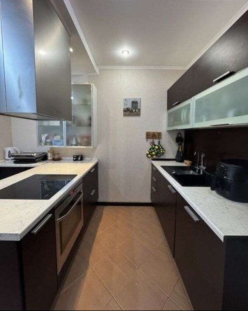 Продаж 3-к квартири вул. Милославська 32/51а - фото 1