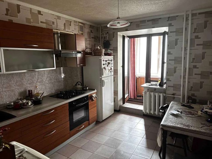 Продаж 1к квартири вул.Драгоманова 17 Дарницький район - фото 1