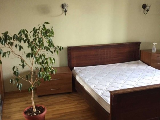 Продаж 3-кім квартири Сім'ї Прахових (Гайдара) 27, Голосіївський район Київ