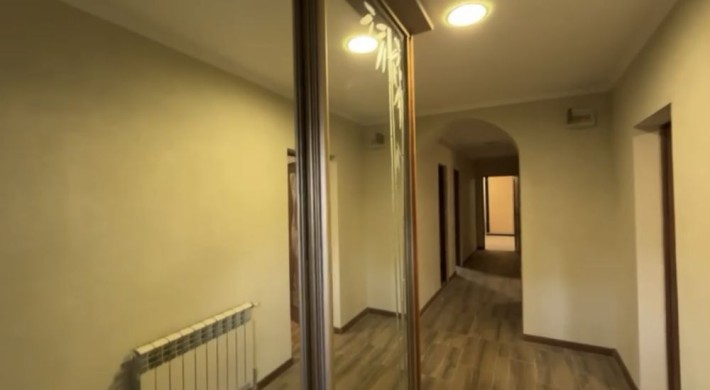 Берегово, 3-кімнати, здача по-добово! Новий ремонт - будинок - фото 1