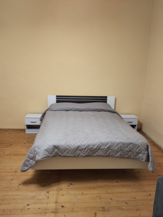 Будинок біля басейну - фото 1