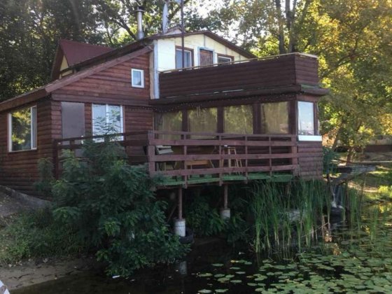 Оренда будинку для відпочинку на самому березі річки Киев