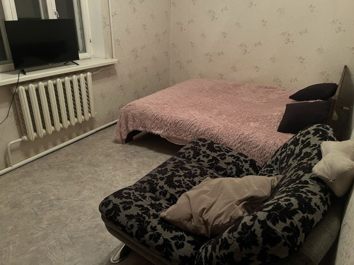 Здам подобово по годино частину будинку 1 кімната - фото 1