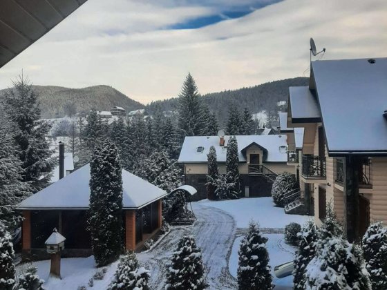 Оренда будинку, котеджу в Карпатах, с. Микуличин Микуличин