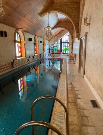 Добова оренда ВІП будинку с басейном - фото 1