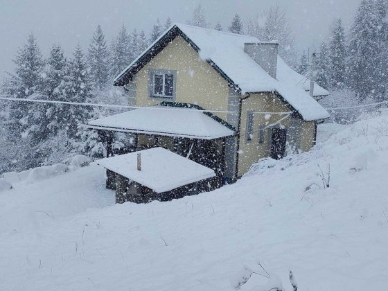 Котедж в смт Славське .Відпочинок  у  Карпатах.Окремий будинок Славское