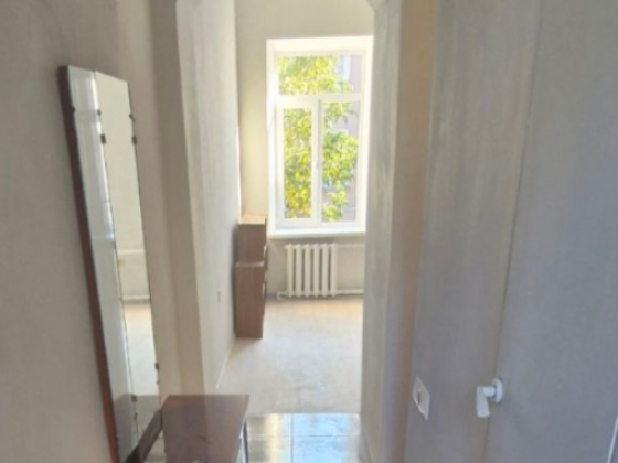 1к Вознесенский пер/ЖД Вокзал. Дворовая. Одеса