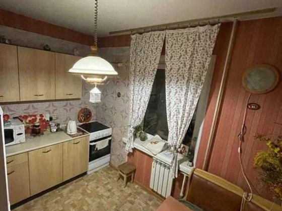 Продаж 3-кімнатної квартири по вул.Підлісна, 2