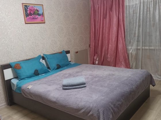 Посуточно левый берег возле Варуса Каменское