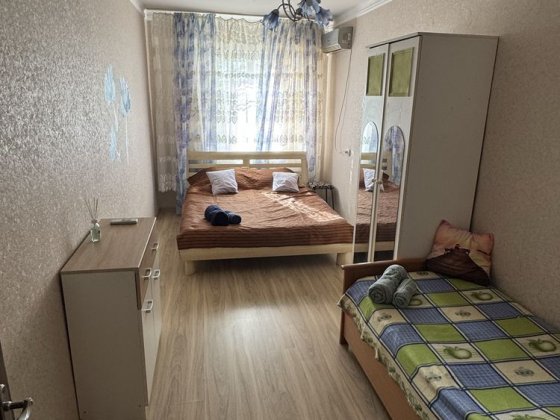 Сдам посуточно квартиру- 2-ка, г. Черноморск, ул. Парковая, 1-ая линия Черноморск