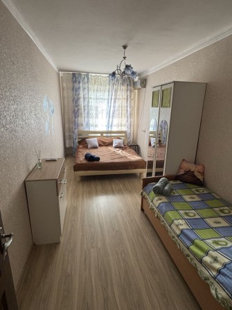 Сдам посуточно квартиру- 2-ка, г. Черноморск, ул. Парковая, 1-ая линия - фото 1