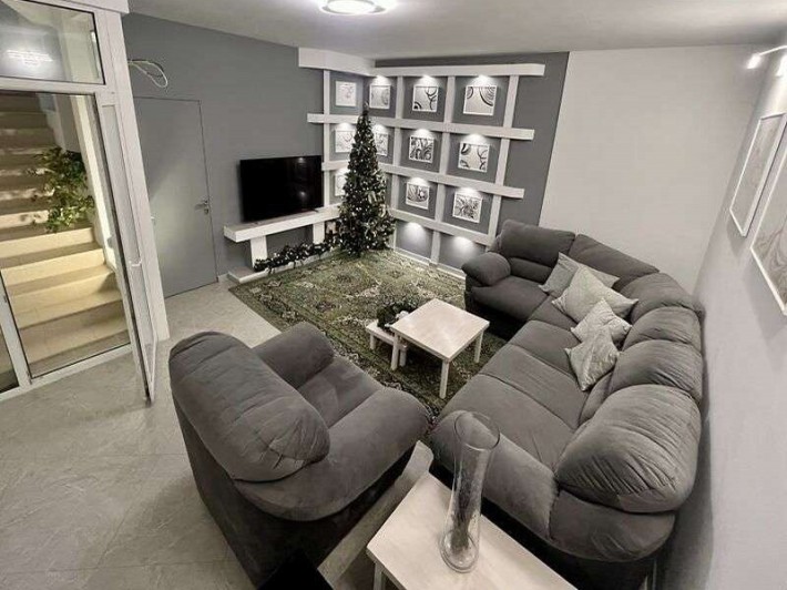 Продаж дворівневої квартири, 3-к квартиры вул.Нижній Вал 27-29 - фото 1