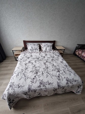 Квартира подобово в центрі місті Лозова для відрядження/відпочинку. - фото 1